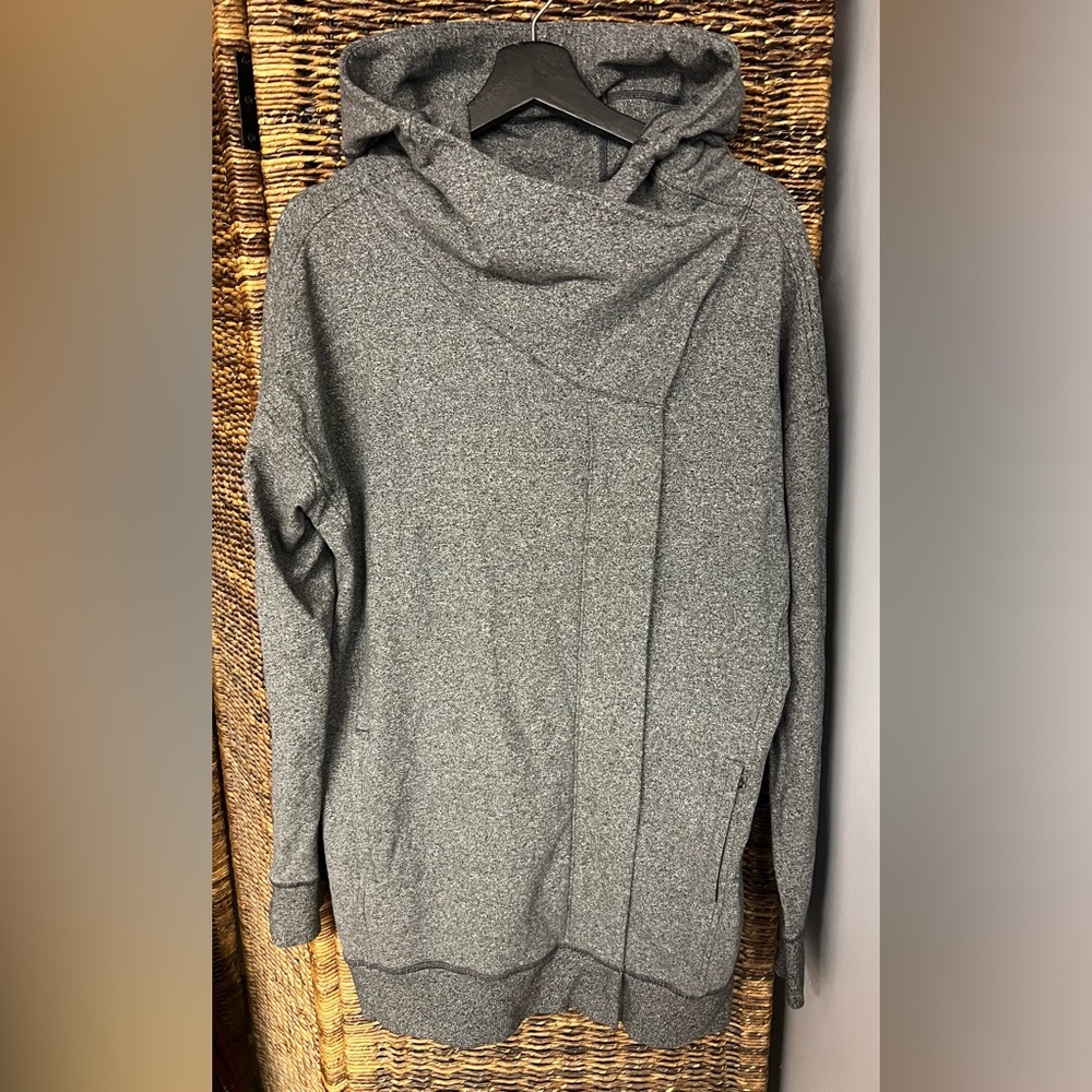 lululemon - Womens Grey, Zipper/Magnetic Sweat Hooded Shirt, Size: 10, Pre-Owned
